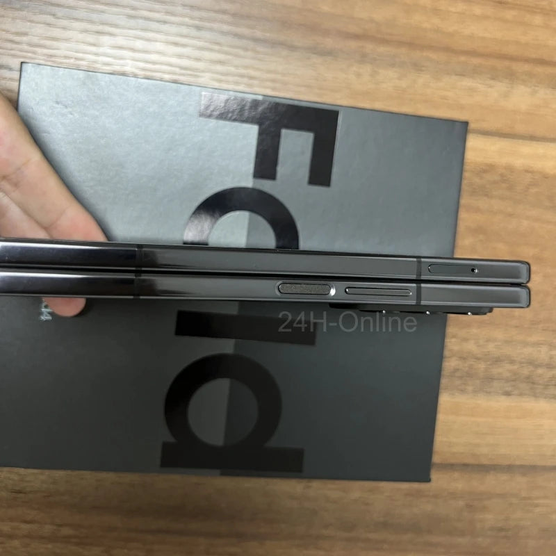 Samsung Galaxy Z Fold4 Fold 4 5G F936B Global Version 7.6" AMOLED 12GB RAM 256/512GB ROM Snapdragon NFC 99% New Cell Phone